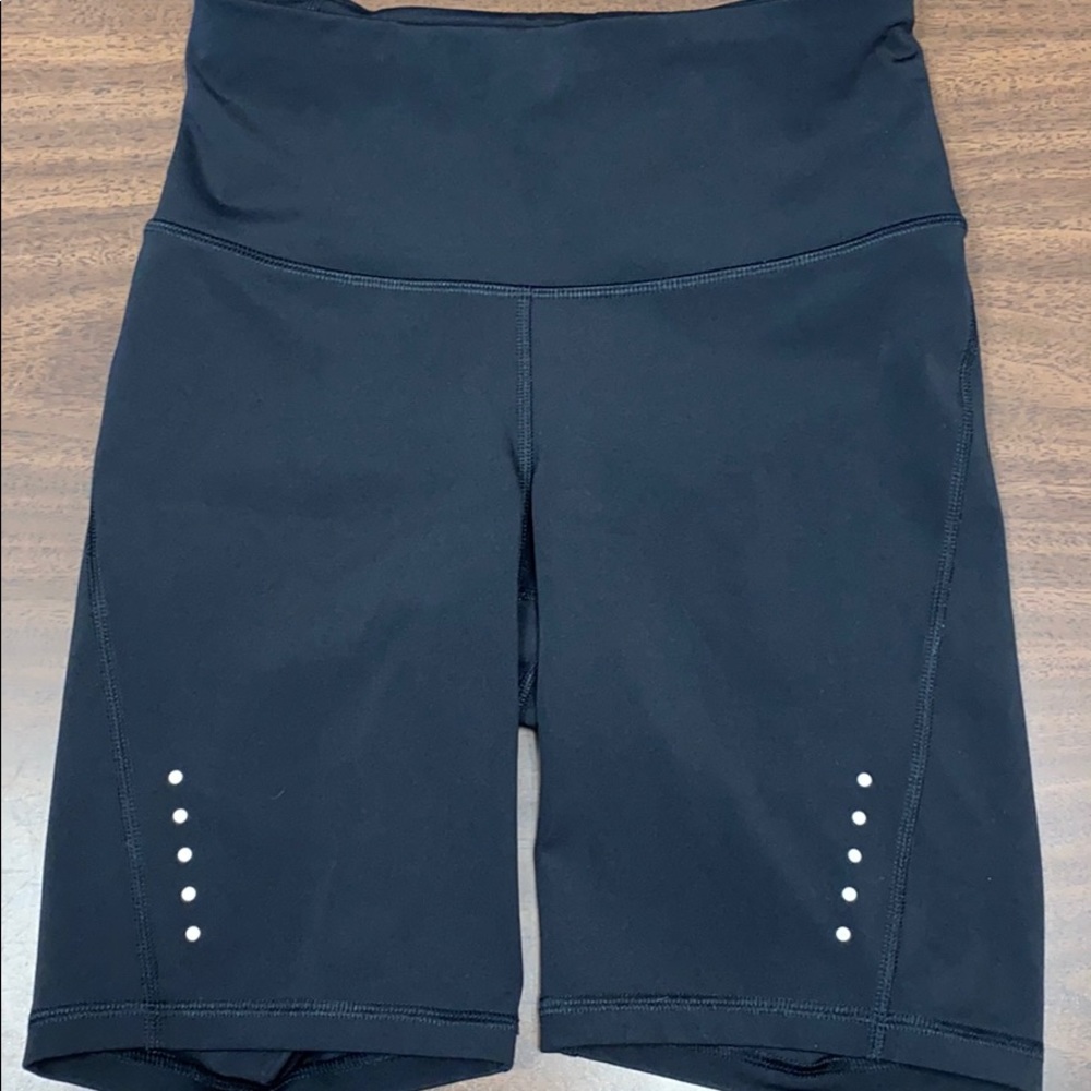 Women’s Run Active Bermuda Shorts